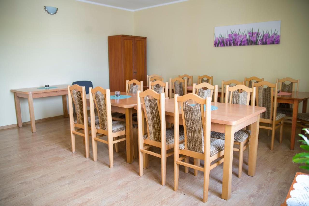 Aparthotel Pod Kogucikiem Krzyzanowice Esterno foto