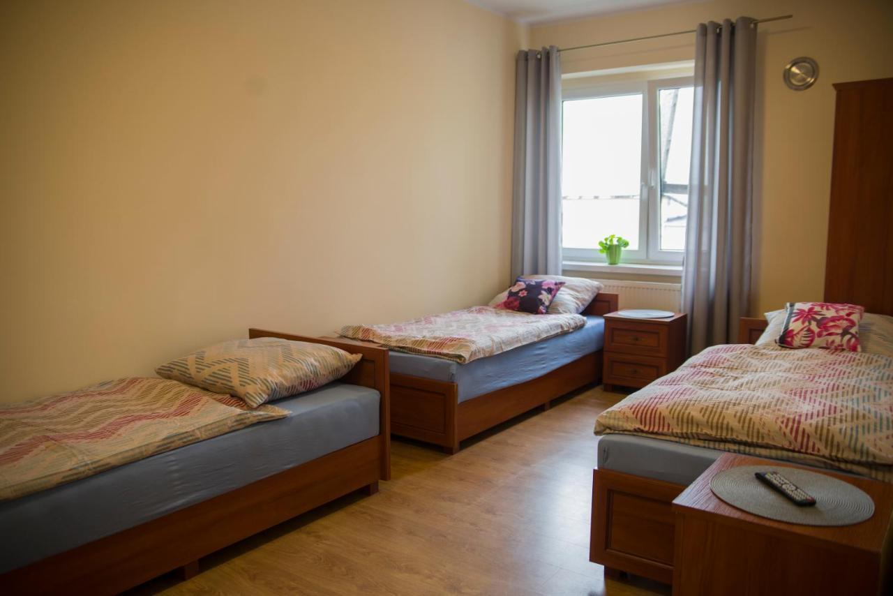 Aparthotel Pod Kogucikiem Krzyzanowice Esterno foto